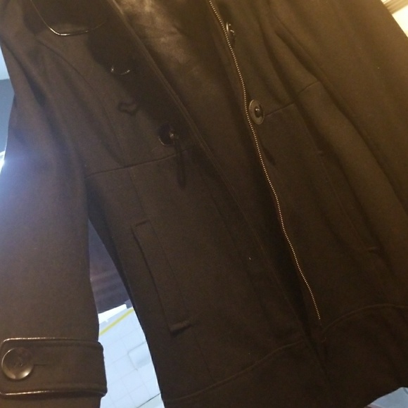 Jacket - Picture 3 of 6